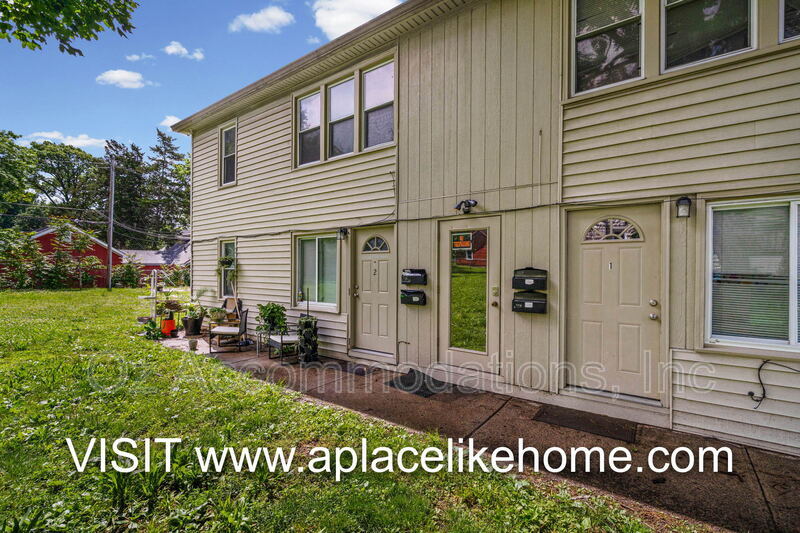 Independence Condo: 563 S Ash Ave