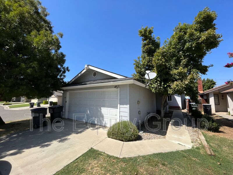 Request a Viewing for 1408 East Ferguson Ct Tenant Turner