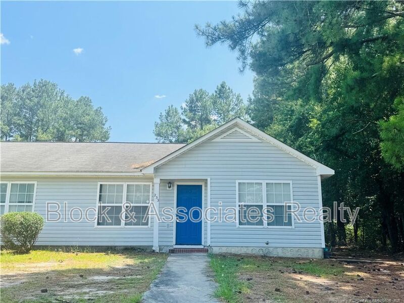 Raeford House: 233 Bahia Lane