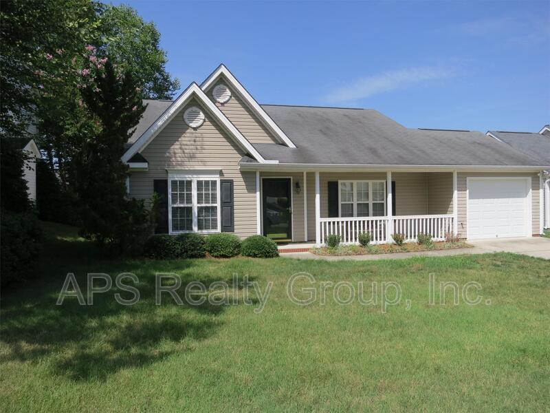 Winston Salem House: 2428 Somerset Place
