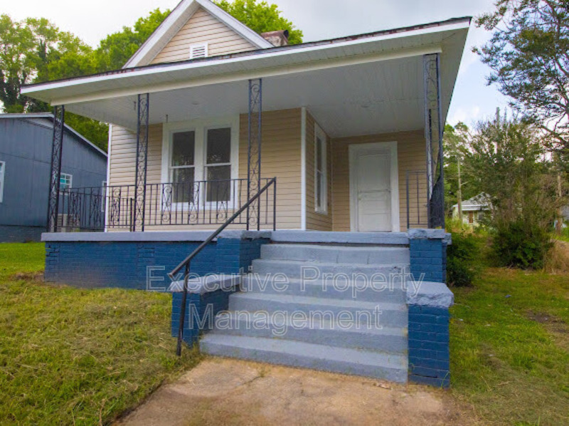 Birmingham House: 4300 6th Avenue