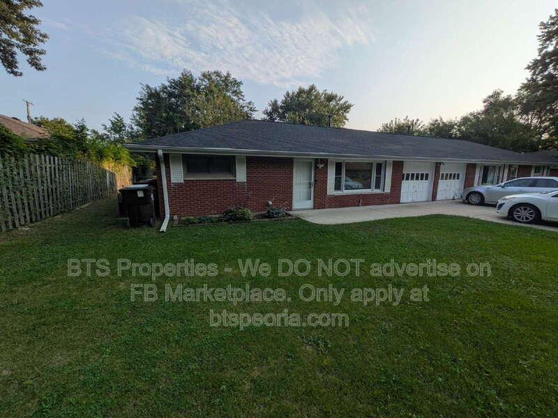 Peoria Condo: 622 West Laclaire Lane