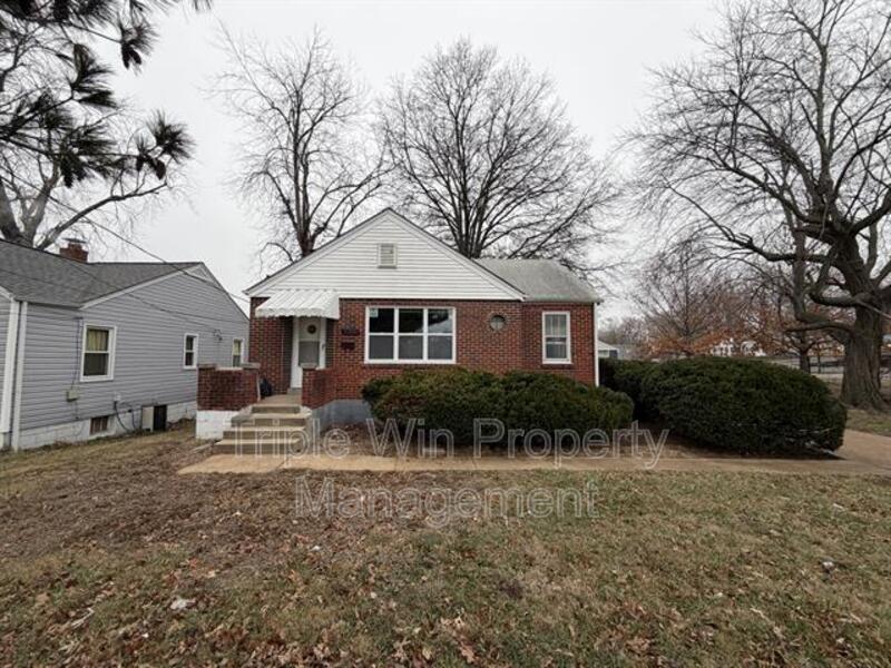 Berkeley House: 6206 Evergreen Blvd