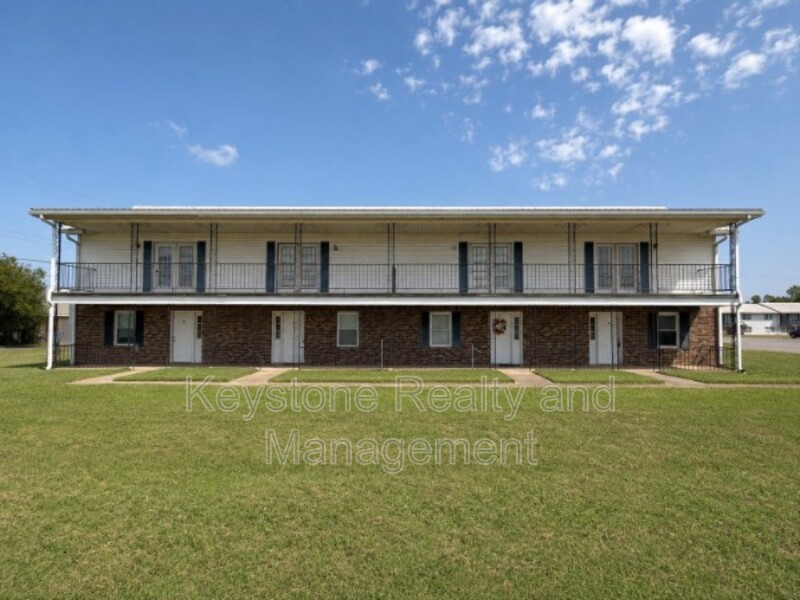 Oak Grove Townhome: 270 Thompsonville Lane