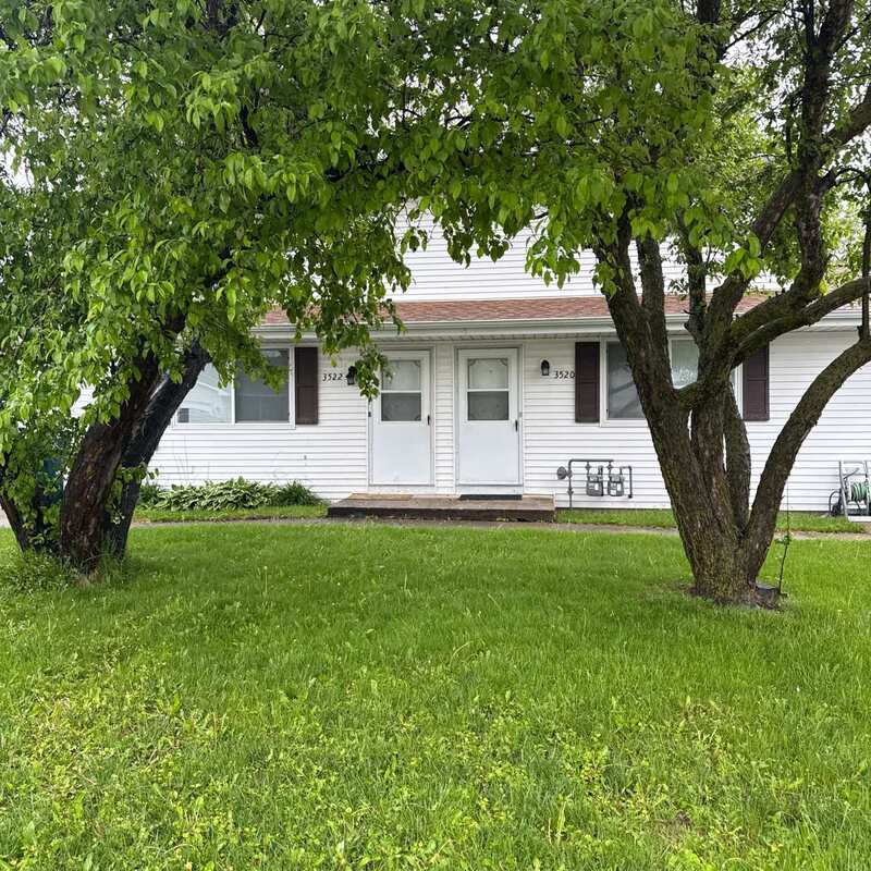 Appleton Condo: 3520/3522 North Gillett Street - 3522