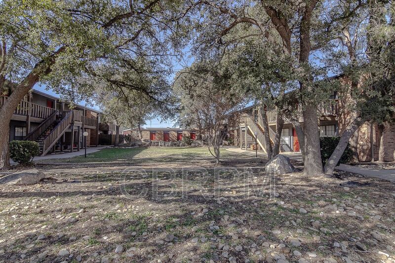 Andrews House: 605 NW 15th St