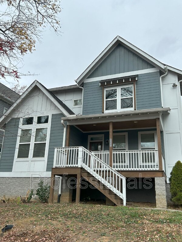 Nashville House: 111 Creighton Ave