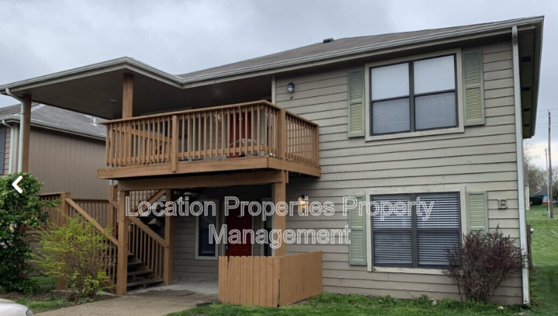 Lawrence Condo: 950 Monterey Way - E4