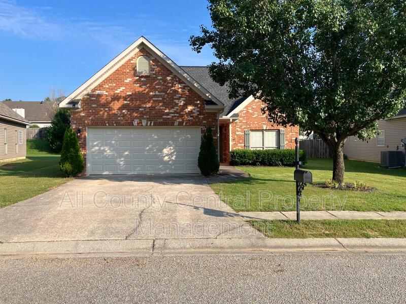 Sterrett House: 2045 Forest Lake Lane