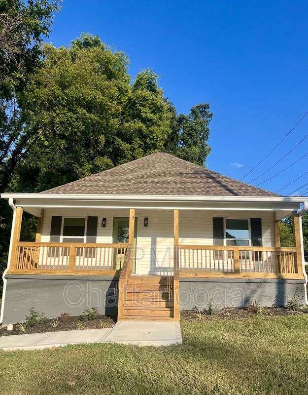 Chattanooga House: 1500 Arlington Avenue