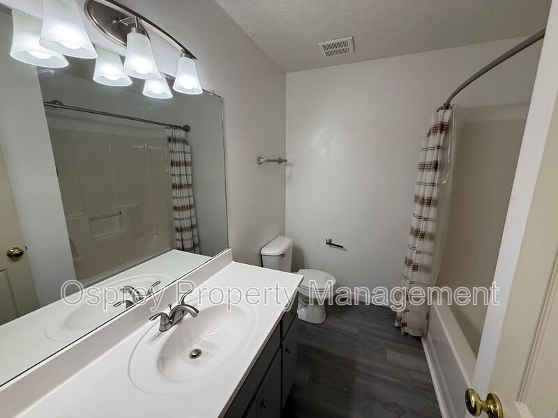 Charming 3-Bedroom Home in Newport News! "ASK ABOUT OUR ZERO DEPOSIT" - Photo 10