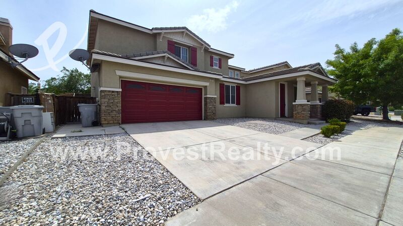 Hesperia House: 13287 Hollister St