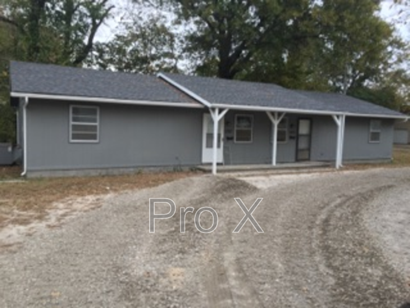 Pittsburg House: 1301 E 9th St.