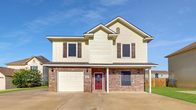 College Station House: 2830 Horseback Drive