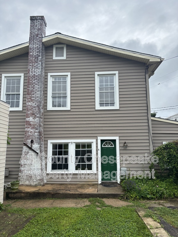 Fallston Condo: 1011 Main St