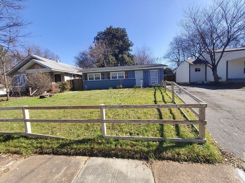 Memphis House: 710 Hudson St