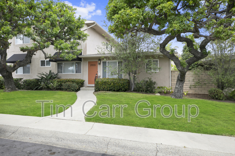 Newport Beach House: 2100 Haven PL