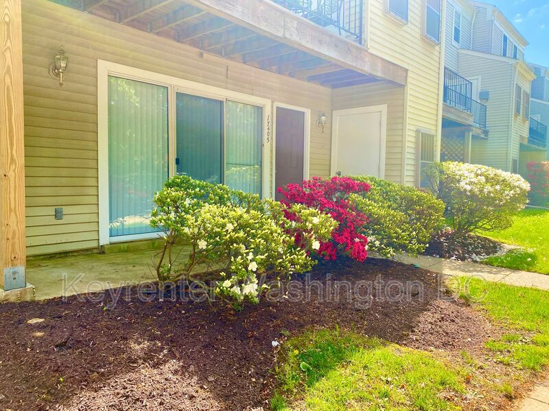 Olney Condo: 17405 Pipers Way