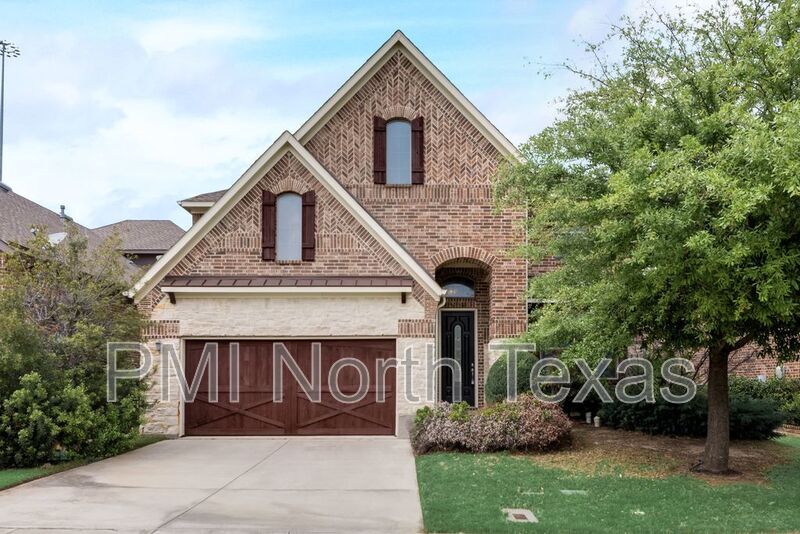 Irving House: 415 San Marcos Dr