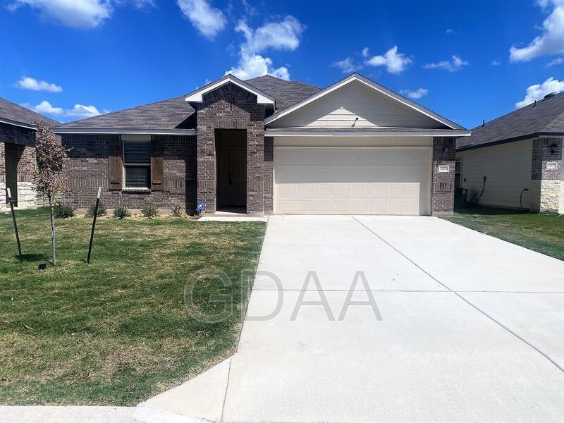 Request a Viewing for 1033 Taggart Trl Tenant Turner