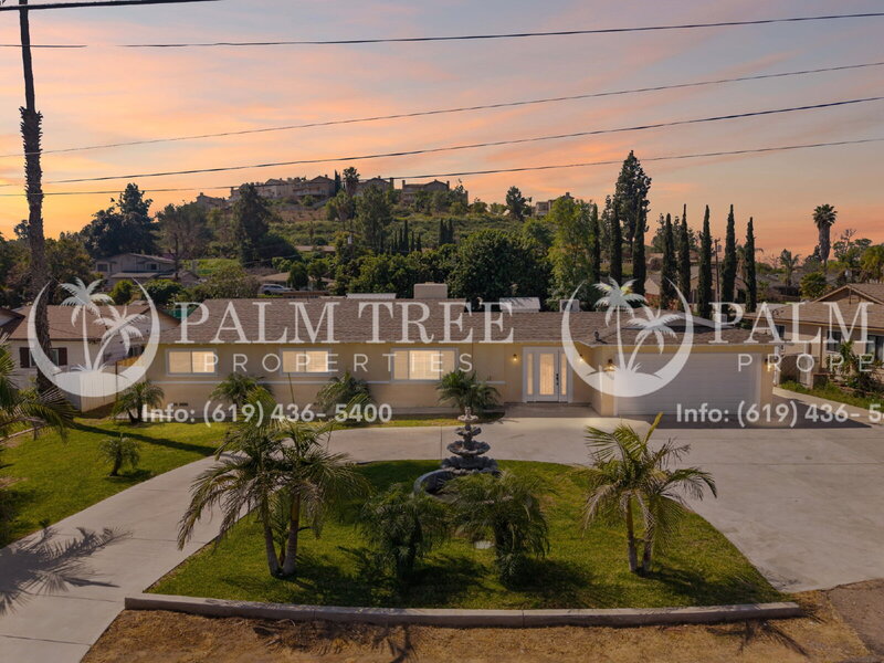 El Cajon House: 1811 Greenfield Dr