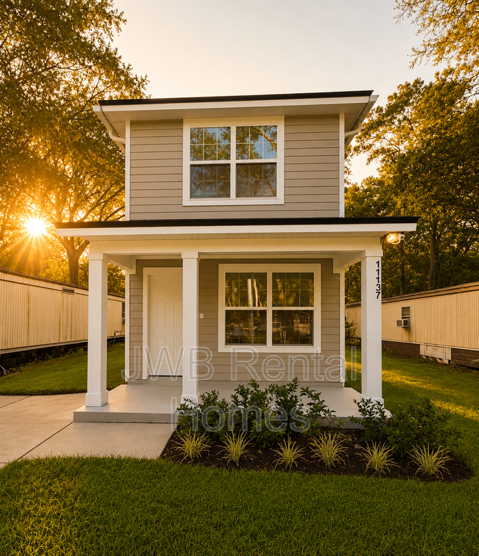 Jacksonville House: 11137 Pine St