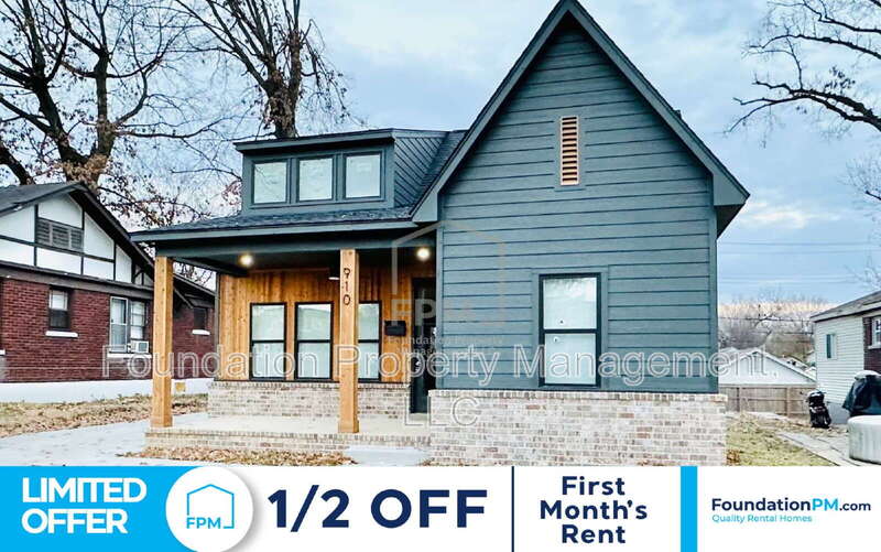 Memphis House: 910 Dickinson Street