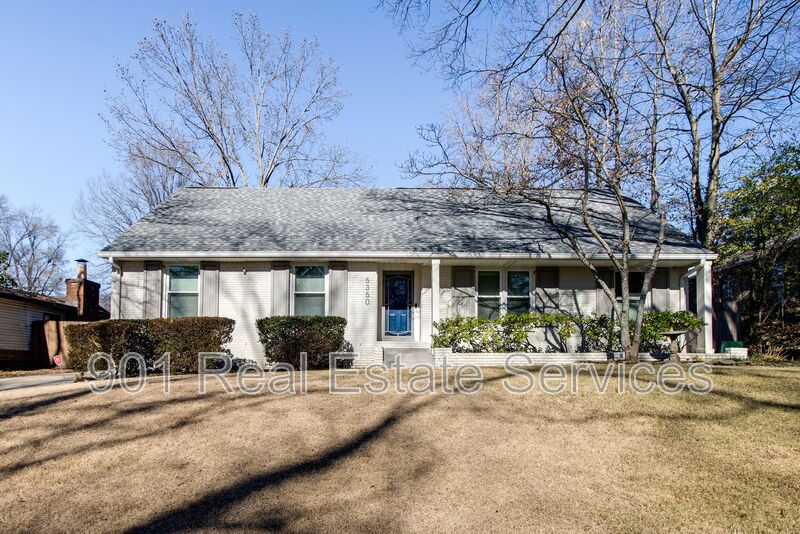 Memphis House: 5350 Edenshire Cove