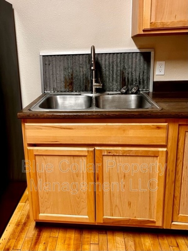 Anaconda Condo: 213 Locust Street - 3