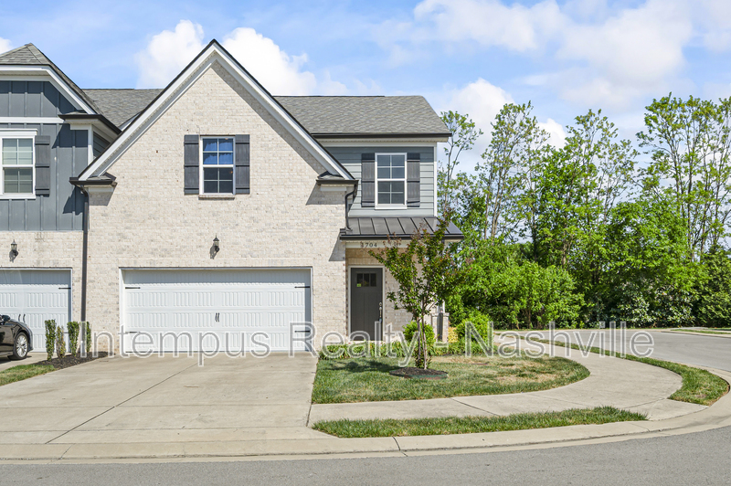 Murfreesboro Townhome: 1704 Bethel Ln