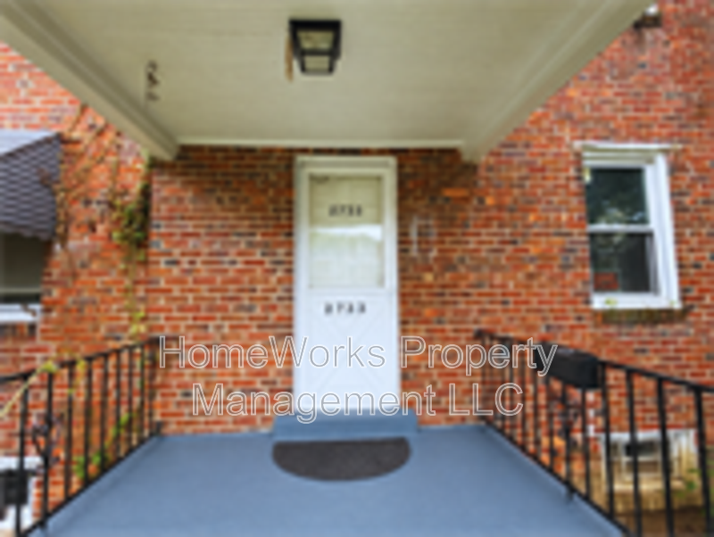 BALTIMORE House: 2733 ELLICOTT DR