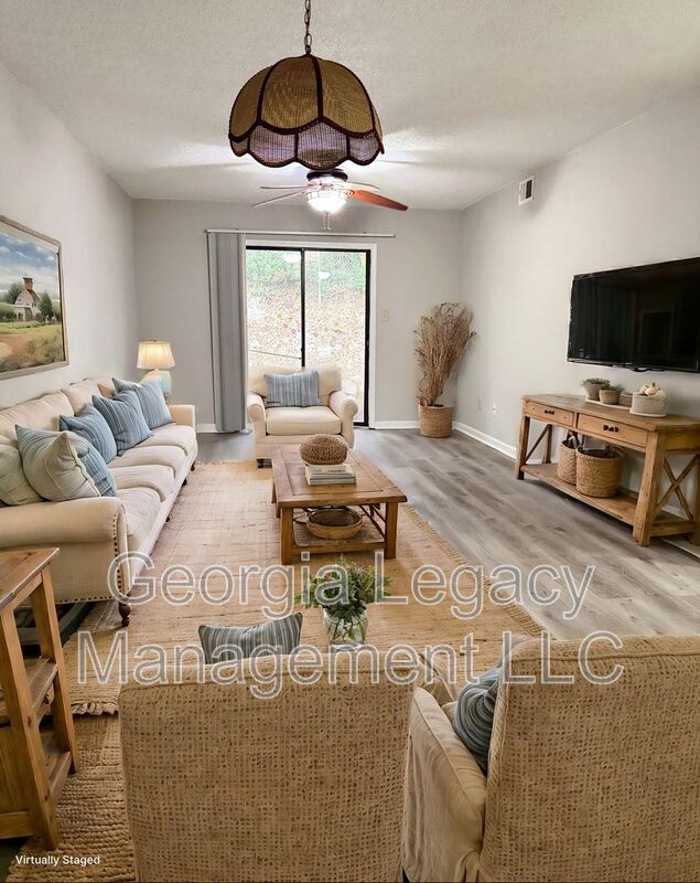 athens House: 1688 Prince Avenue