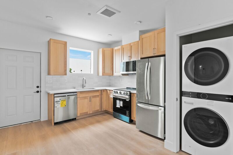 San Diego House: 3518 Oak Glen Lane
