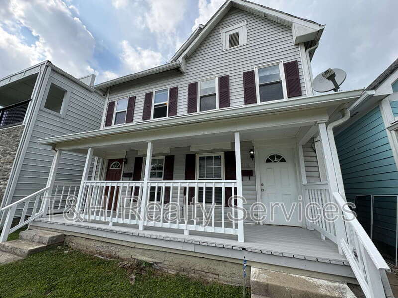 Indianapolis Condo: 2116 Woodlawn Avenue