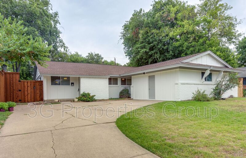 Richardson House: 508 Lexington Ln