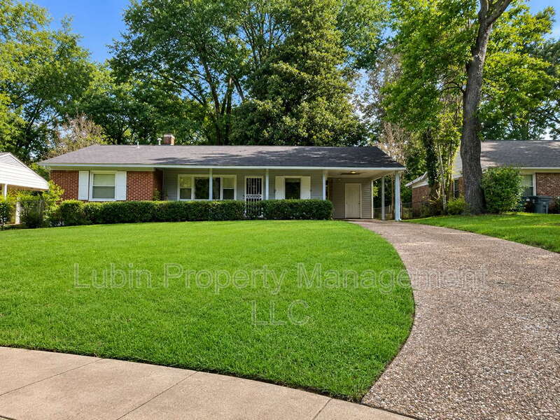 Memphis House: 5418 Brantford Ave