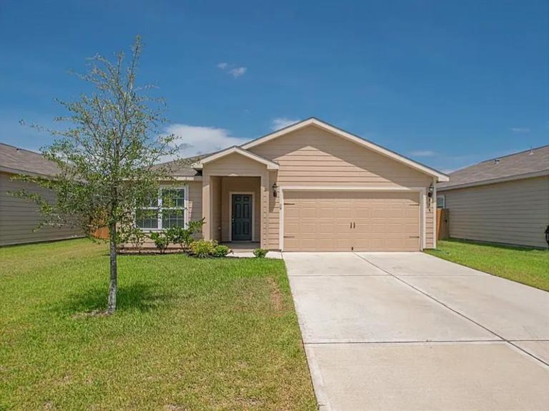 Brookshire House: 976 Lake View Cir W