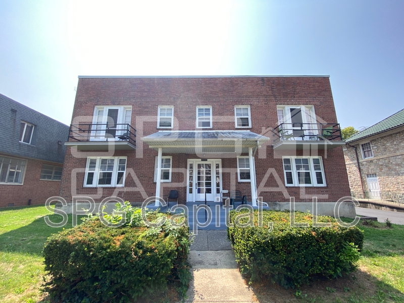 Harrisburg Condo: 2015 Market Street - Apt 6