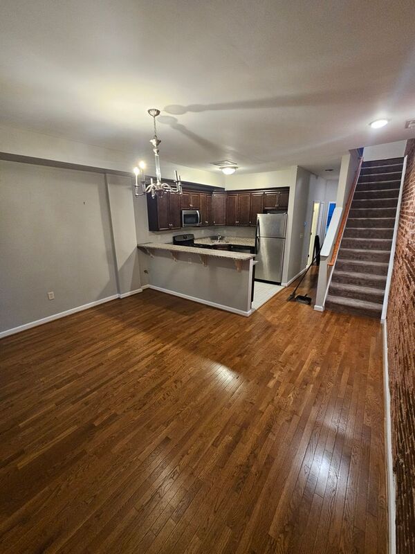 Baltimore Condo: 1806 N Calvert St