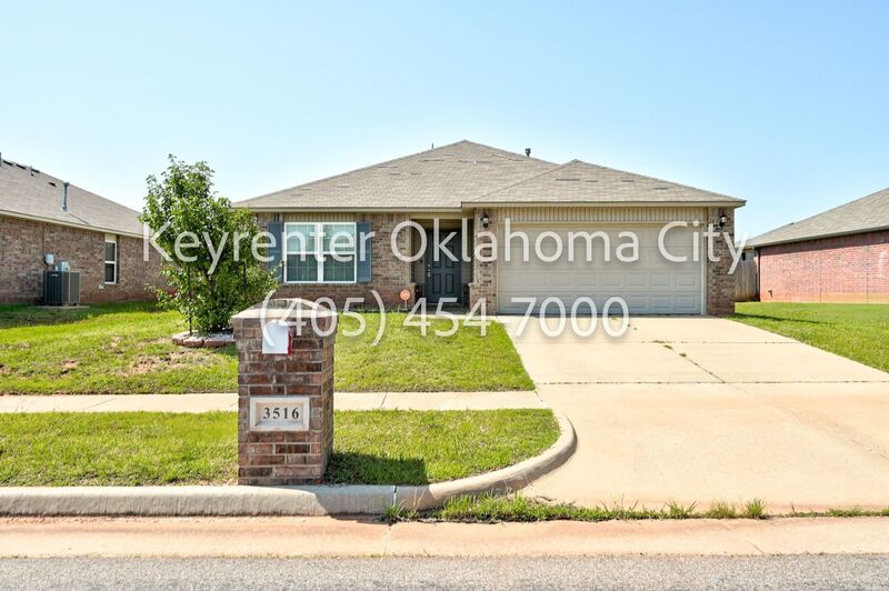 Oklahoma City House: 3516 SE 94th St