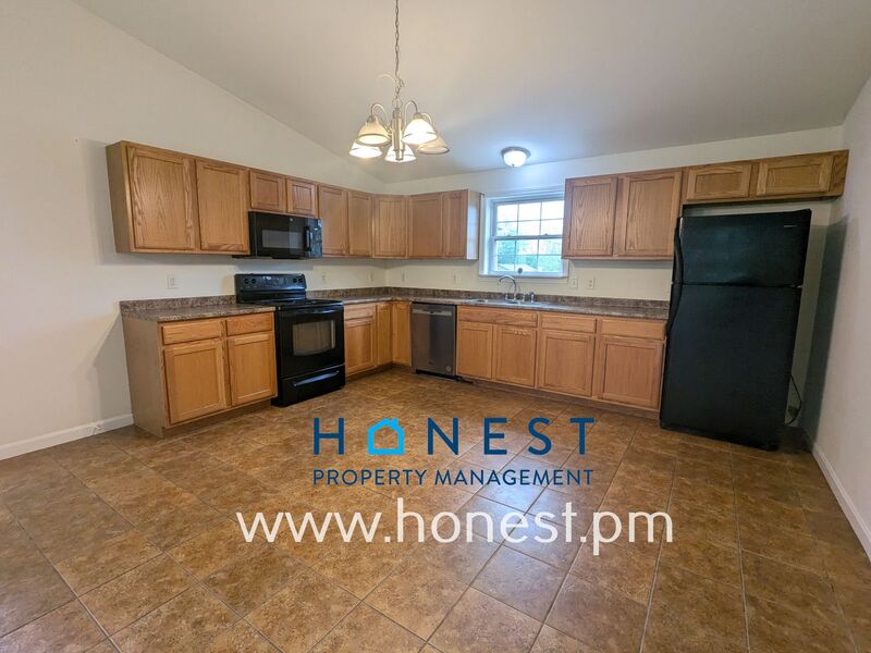 Augusta Condo: 5 Crooker Street
