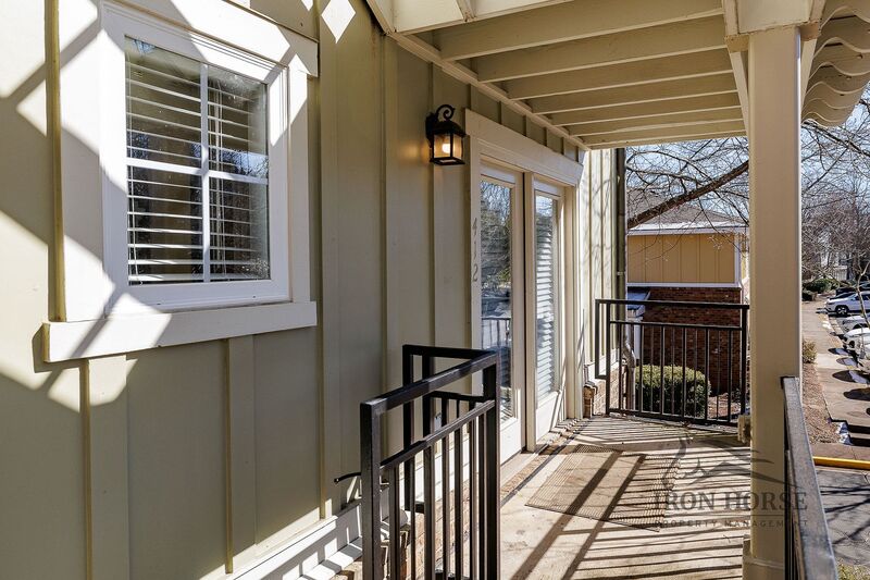 Athens House: 490 Barnett Shoals Road