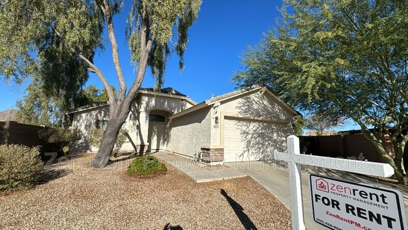 Queen Creek House: 33024 N Madison Wy