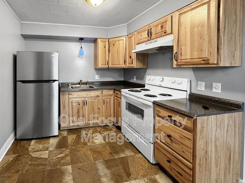 Montoursville House: 1305 Broad Street