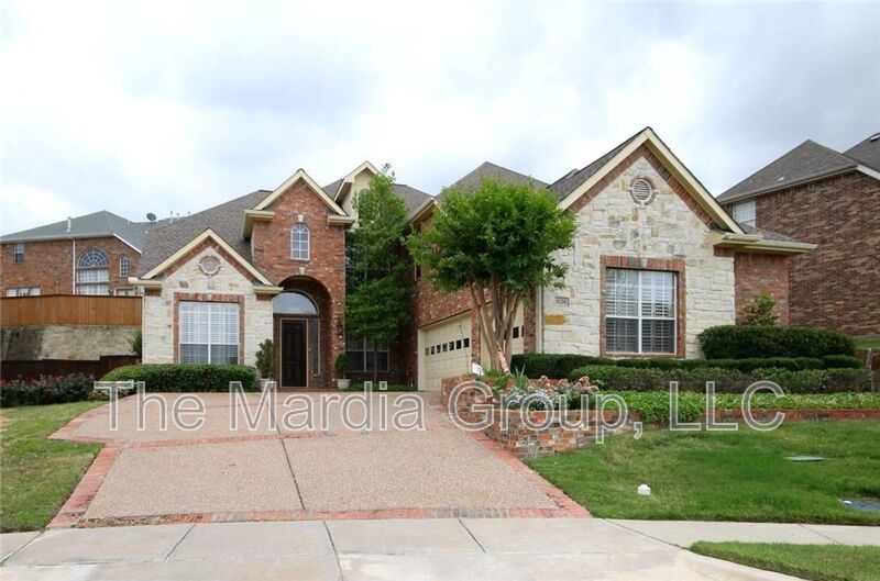 Irving House: 9128 Oleander Way