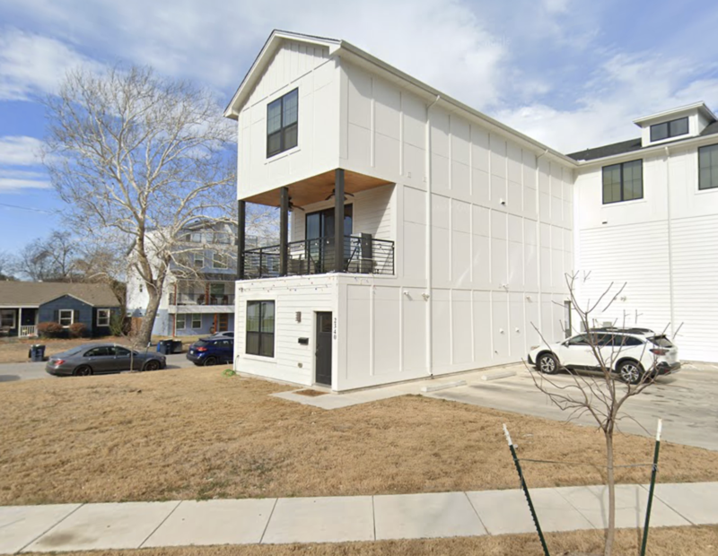 Fort Worth Townhome: 2340 Benbrook Drive