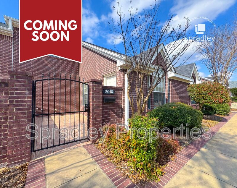 Temple Townhome: 2008 S 55th St