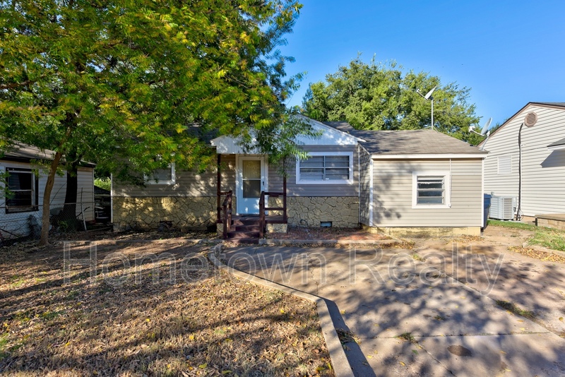 Oklahoma City House: 9809 N McKinley Avenue