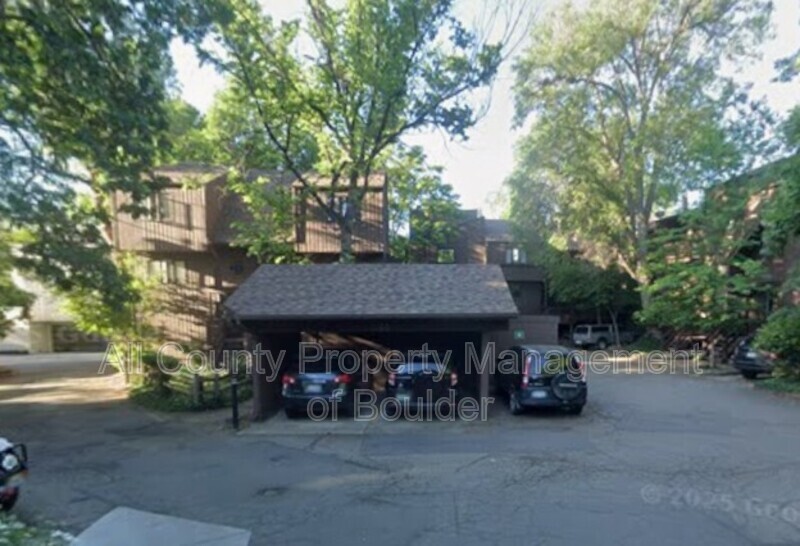 Boulder Condo: 2155 S Walnut #1