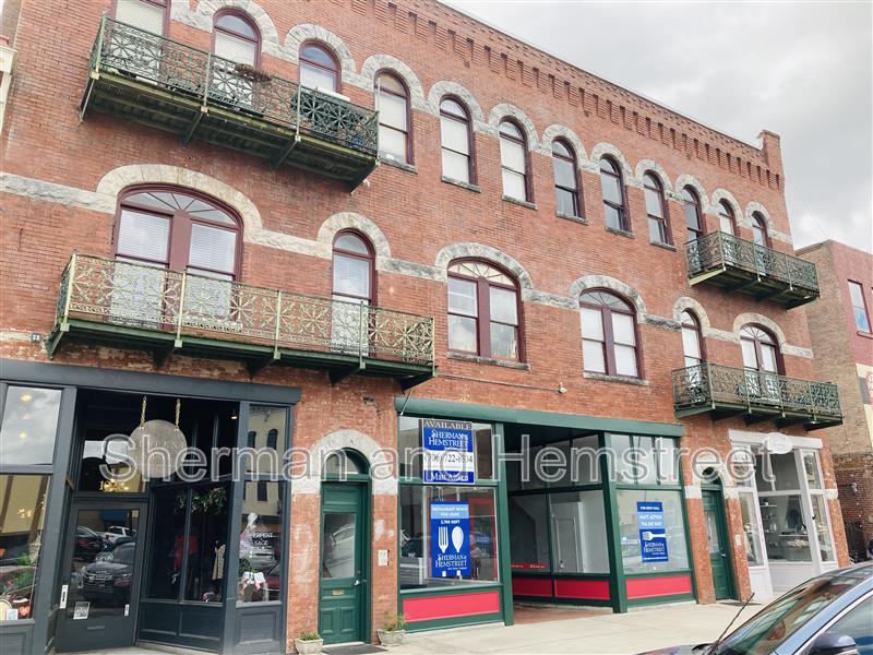 Augusta House: 1030C Broad Street
